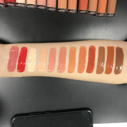 Vegan & Cruelty-Free Private Label Clear Lip Gloss: Sustainable Beauty Options