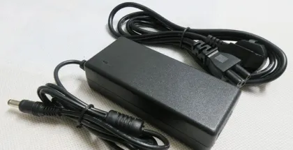 New Original For Laptop Ac Adapter Nec 19 V 3.16a 60w - Nec Op-520-73701
