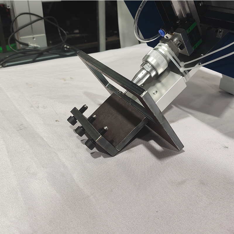 Metal square tube engraving machine
