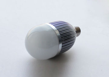 880lm Ac 90 - 240v 9 * 1  W Globe Led Bulbs 50 - 60hz For Shop Counters