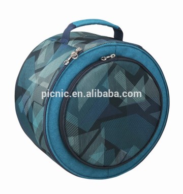 BBQ cooler bag with BBQ grill