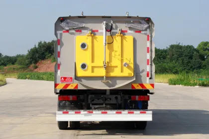SITRAK 70000 M*2/h Clean the Road Sweeper