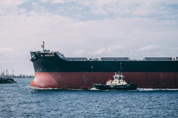 Kembali dan Peralatan Pemasangan ke Tanker Minyak