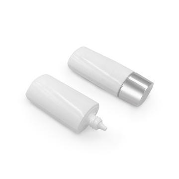 Squeeze spray sunscreen bottle square with ball
