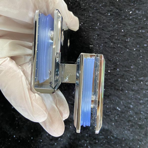 Glass hinge