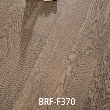 Wire-brushed Oak Engineered Wood Flooring