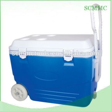 46L Pulling Cooler Box Insulated Plastic Ice Box with Side Handle and Small Wheel