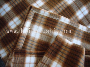 Polar Fleece Blanket with Flatseam