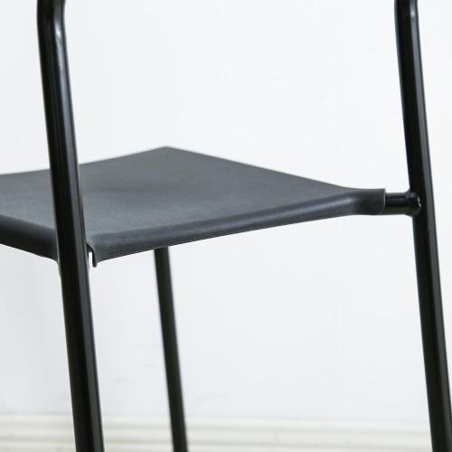 chaise en métal noire KD stack