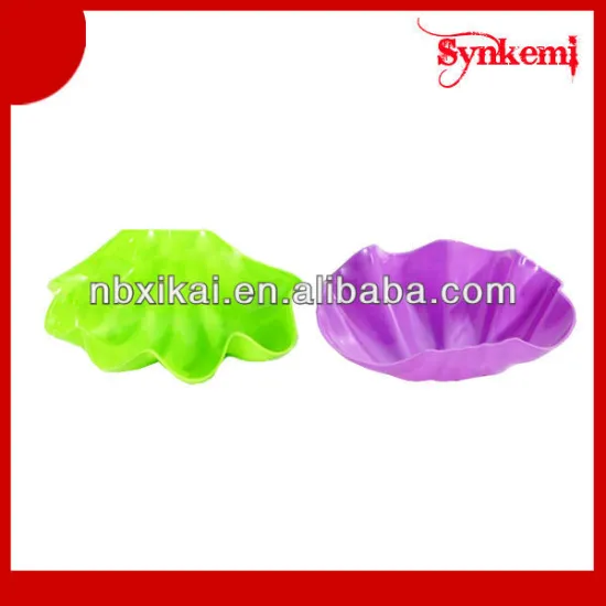 Shell shaped pattern plastic plate