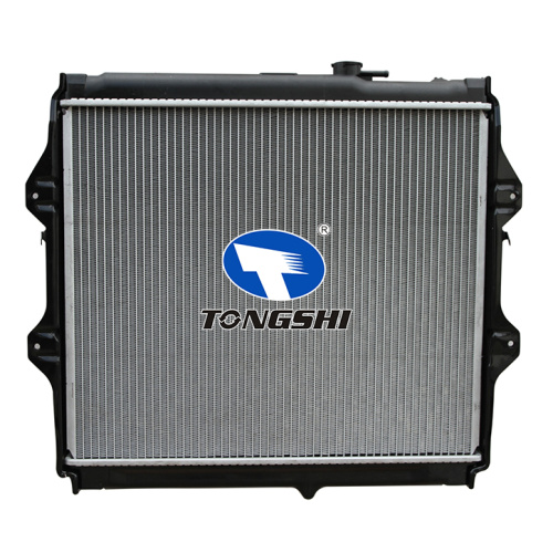 Aluminum Radiator with Outer Baffle For Toyota Hilux 97