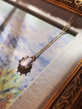 Blue purple inlaid gold-plated necklace