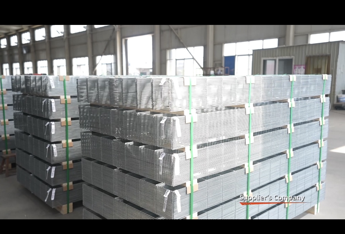 ANJIA Group 304 stainless steel welded wire mesh panel 12.7x12.7mm opening for filtration and guards