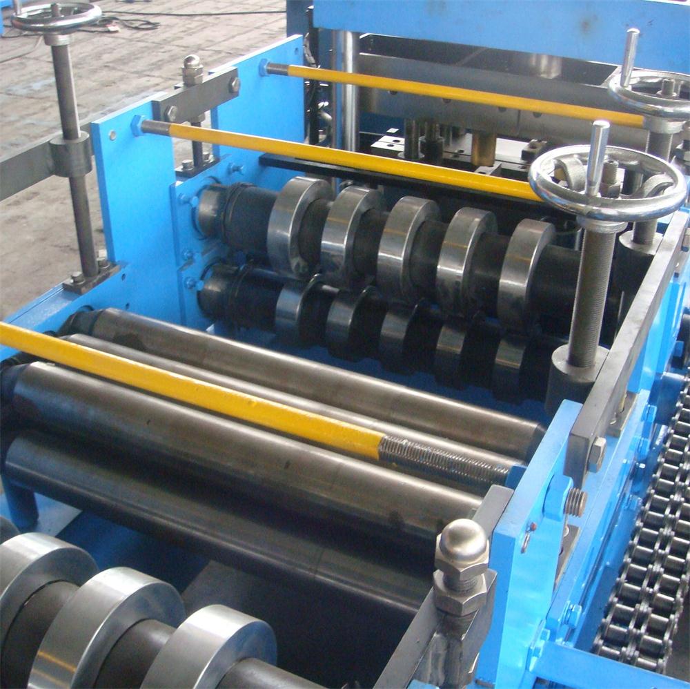 Semi-automatic c cold roll forming machine