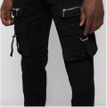 Moda de estilo moderno jeans negros para hombres