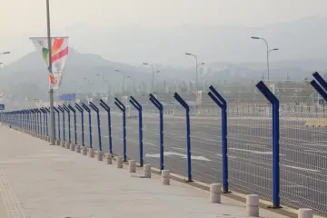 Welded Galvanized Triangle Fence Panel