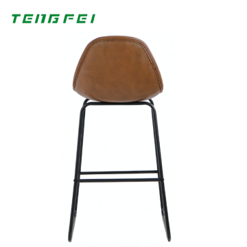 Simple and Comfortable Bar Stool