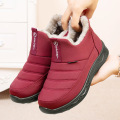 Kicking low cotton boots with one foot