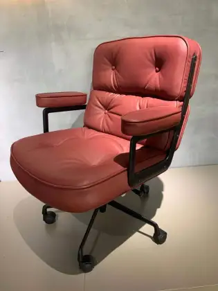 Golden Red Back Office Swivel Office Chair