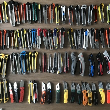 2025 Outdoor Activity Multi Tool Folding Utility Knife with Hard Case
