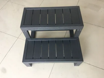 Wood Plastic Anti-Slip Spa Step for Hot Tubs