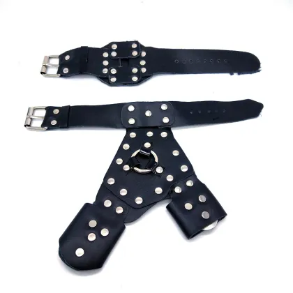 Steel Plate Guard Black Hand Slingshot for Outdoor Hunting Accessories