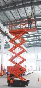 Mobile Scissor Lift Table with Lowest Price