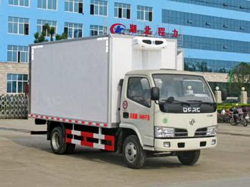 Dongfeng 153 refrigerator truck