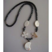 Hematite pearl Shell Necklace