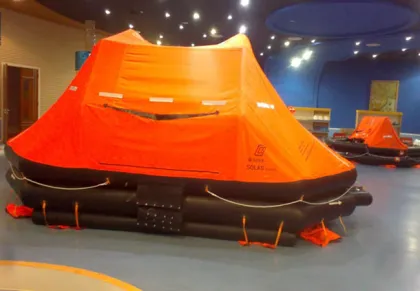 Throw-overboard inflatable life raft