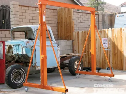 Small Henan Weihua Brand 20 Ton Boat Lifting Gantry Crane Supplier