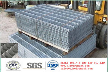 Hot dipped galvanized welded wire mesh panles