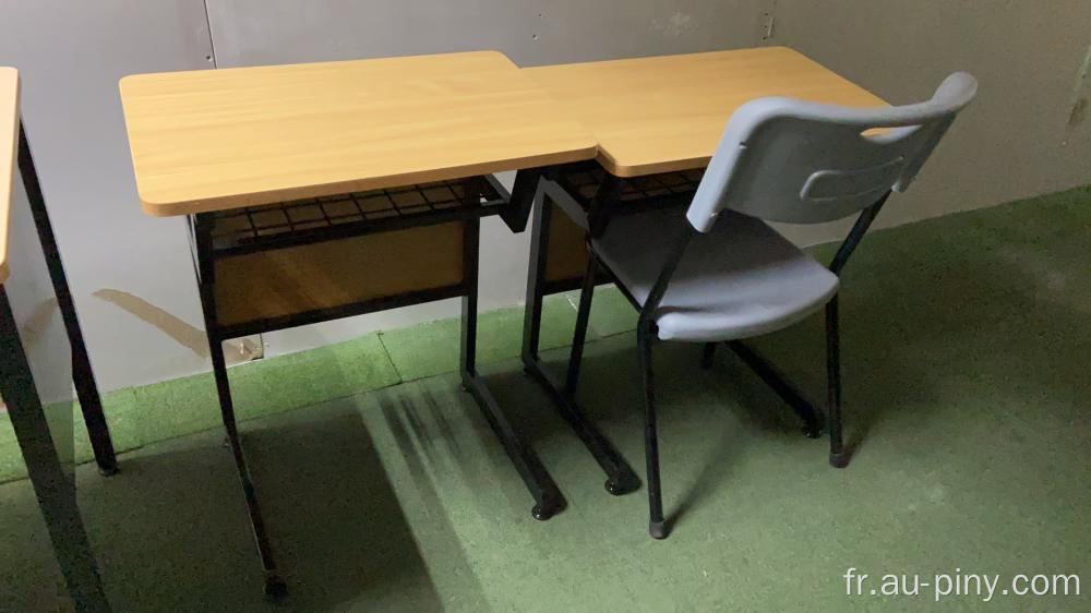 Table et chaise de l'apprenant