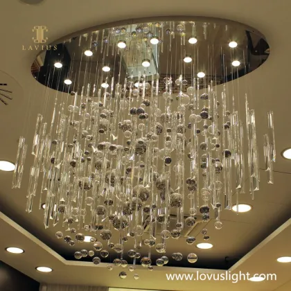 Light luxury custom villa chandeliers Villa living room bedroom kitchen modern custom chandeliers Yellow and silver chandeliers