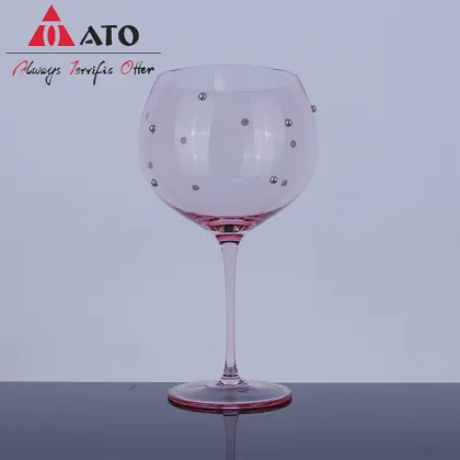 Pink white wine glass and red wine glass
