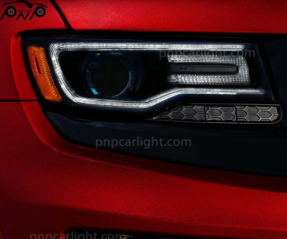 2005 Jeep Grand Cherokee Headlights