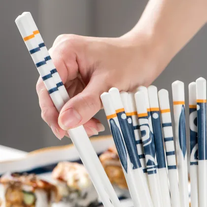 10 Pairs Japanese Hand Painted Bone China Ceramic Chopsticks Anti-Slip Sushi Hashi Chopsticks Set Household Porcelain Tableware