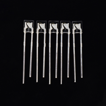 620-625nm Röd LED rektangel Genomgående LED 1*3*4mm