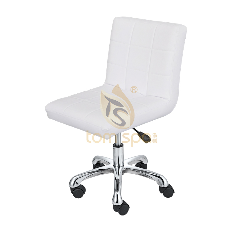 Classic White Master Chair