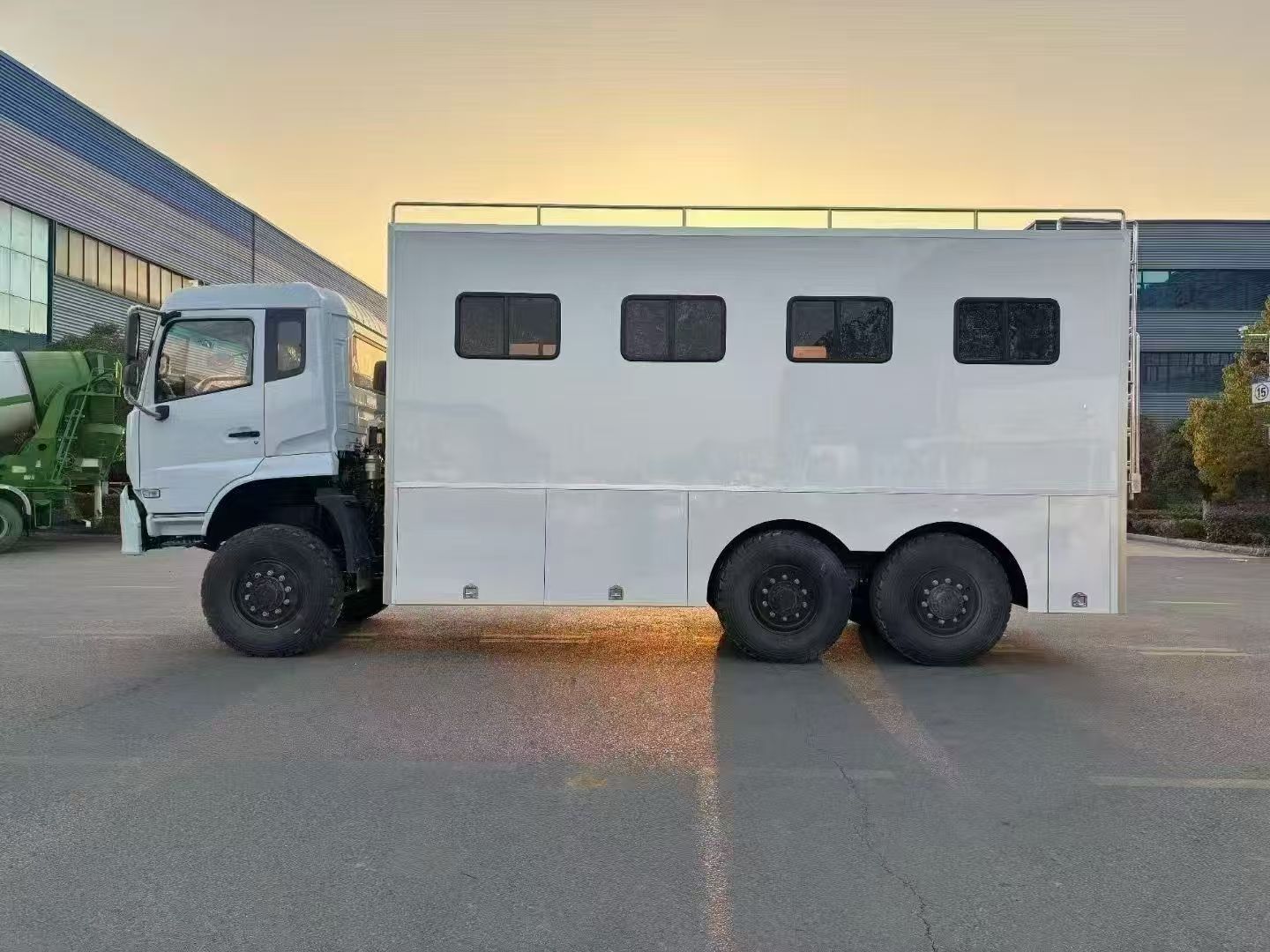Durable RV for Thrill Seekers and Nature Love
