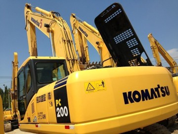 used Komatsu200-7 excavator