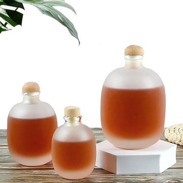 Bottiglie in vetro smerigliato all'ingrosso: 125 ml, 250 ml, 500 ml di bottiglie di vino rotonde a grasso limpido con tappo di legno