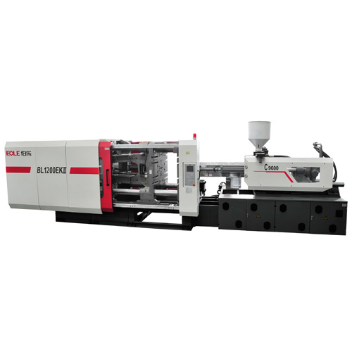 Benchtop injection molding machine