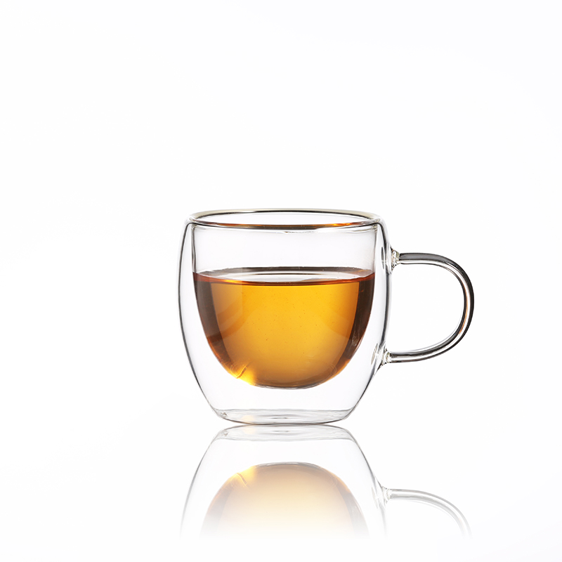 tazza di vetro a doppia parete con manico per caffè o tè