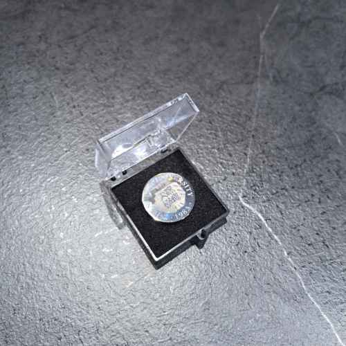 Чыстыя тытанавыя на заказ значкі