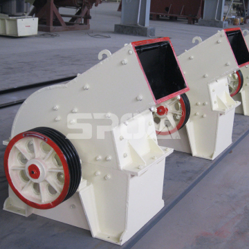 2024 Diesel Rock Stone Concrete Hammer Crusher with Vibrating Screen
