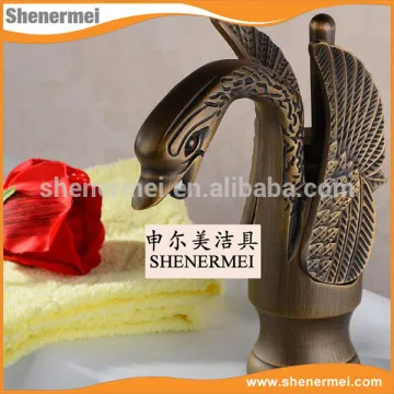 High Quality Goose Shape Antique brass basin faucets