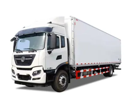 Dongfeng 10 Tons Refrigerated-Truck 4X2 Refrigerator Trucks