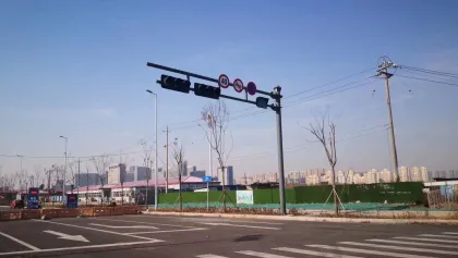 pole cctv camera