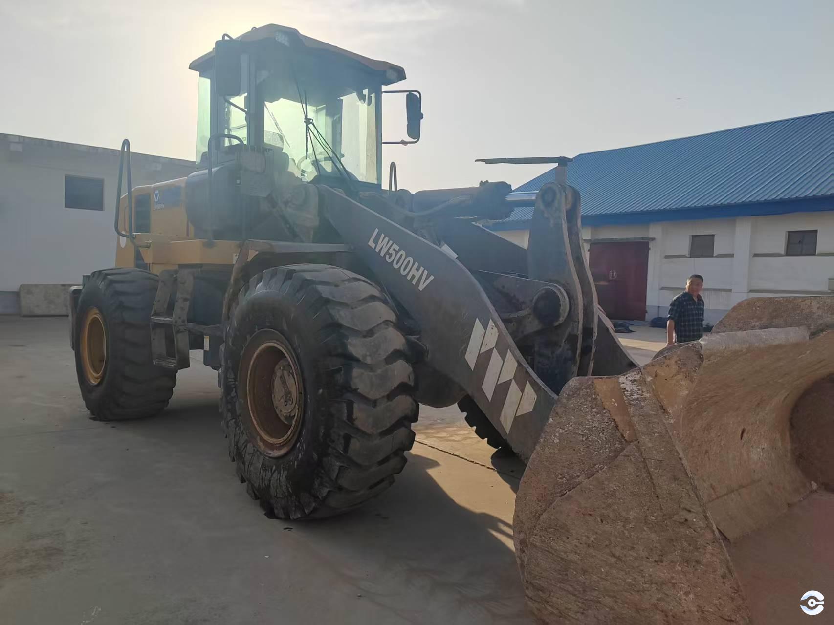 heavy duty loader